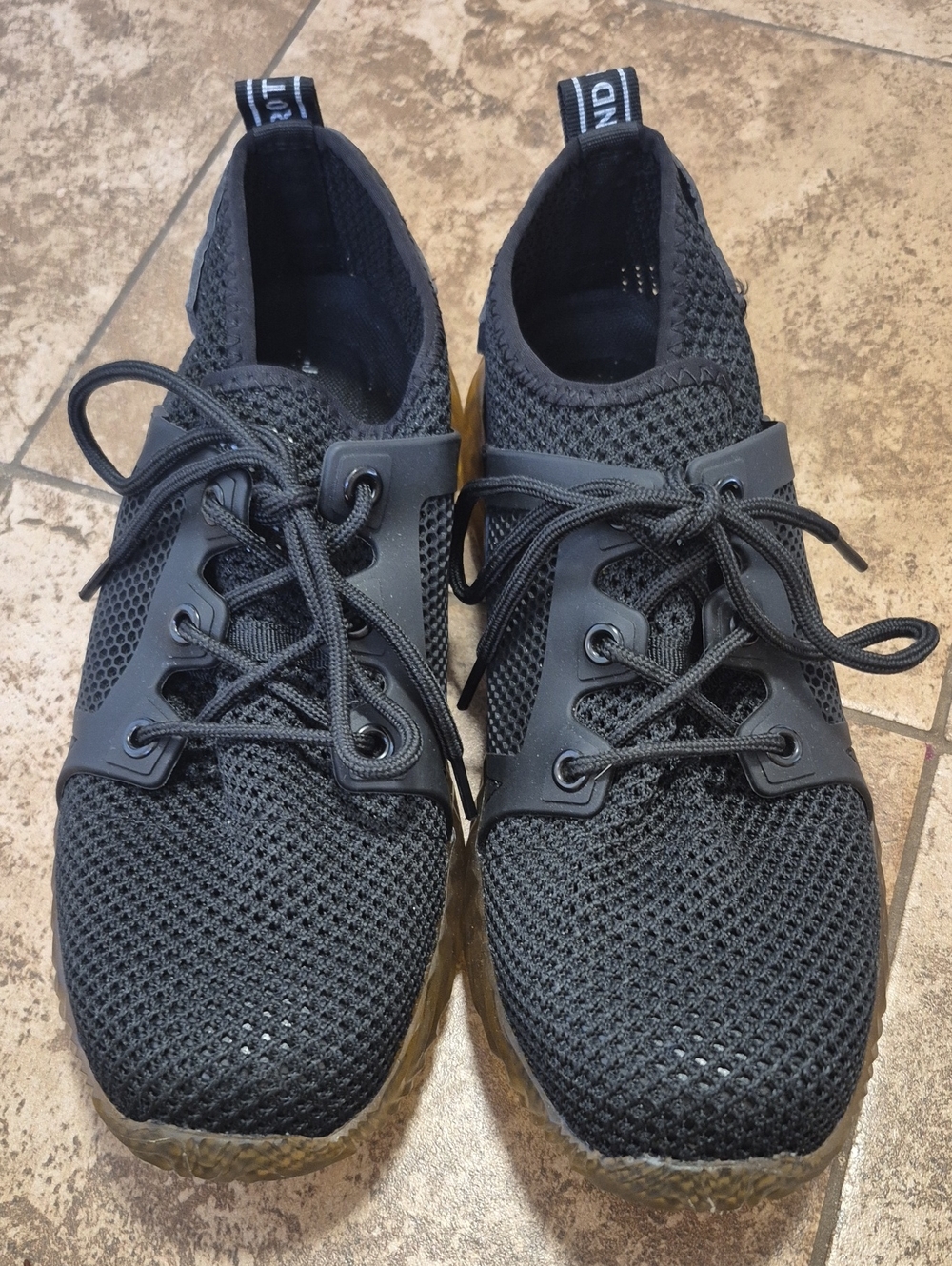 Men's Breathable Black Knit Lace-Up Sneakers